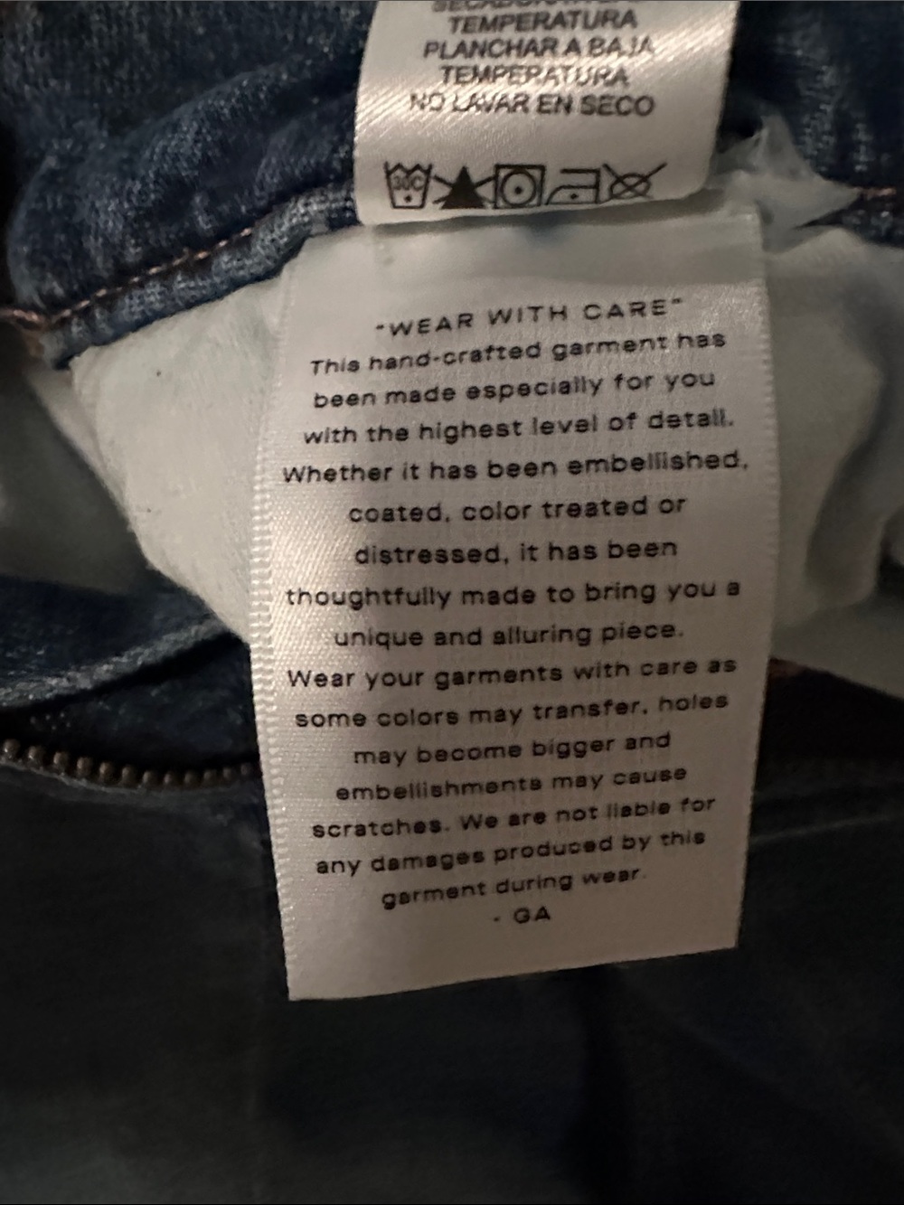 Good American Wide-Leg High-Rise Jeans in Blue Wash - Picture 3 of 5